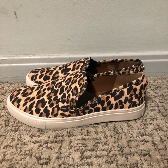 Steve Madden Safary Leopard Print Slides Size 8 - Picture 3 of 8